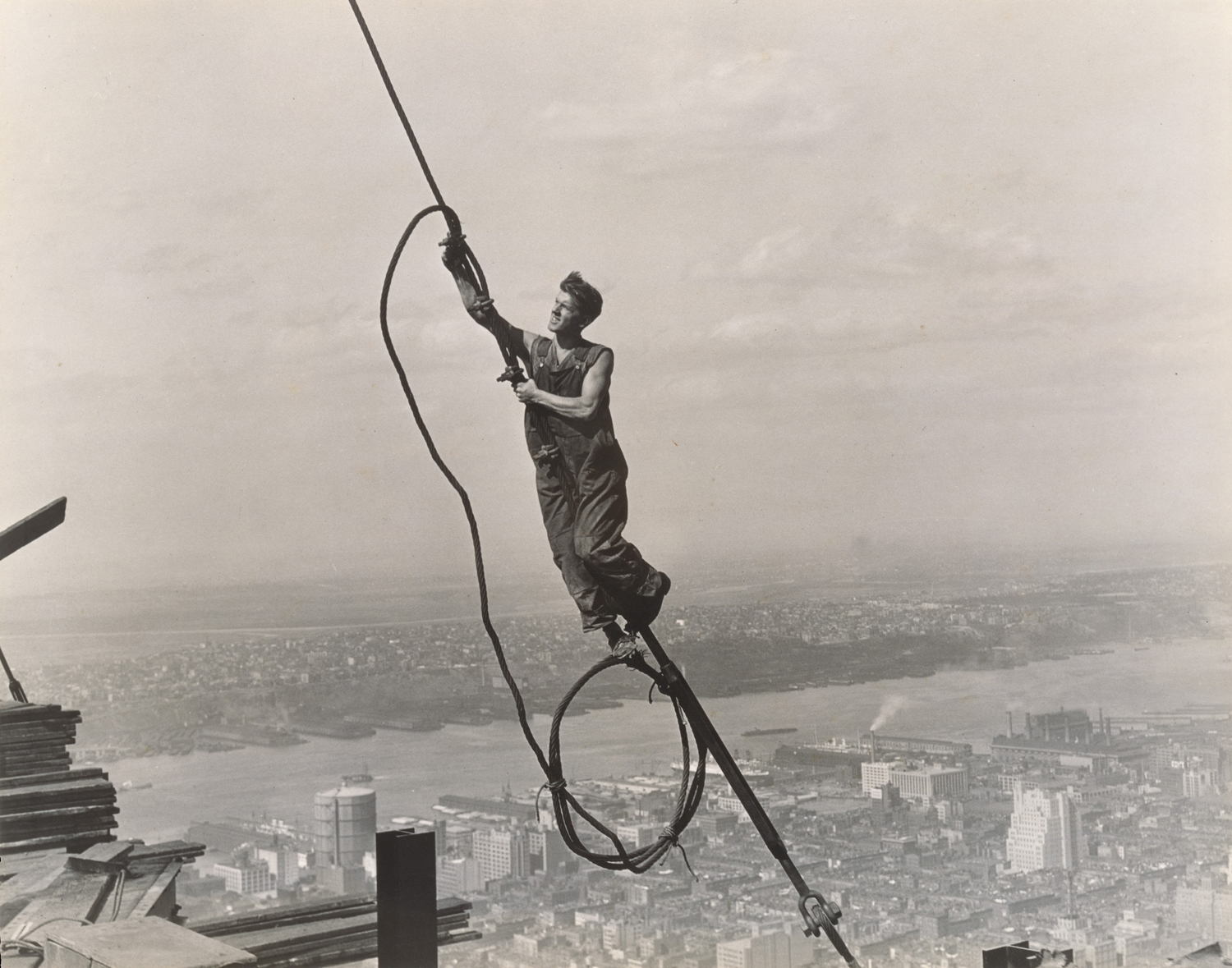 Icarus, Empire State Building, 1930