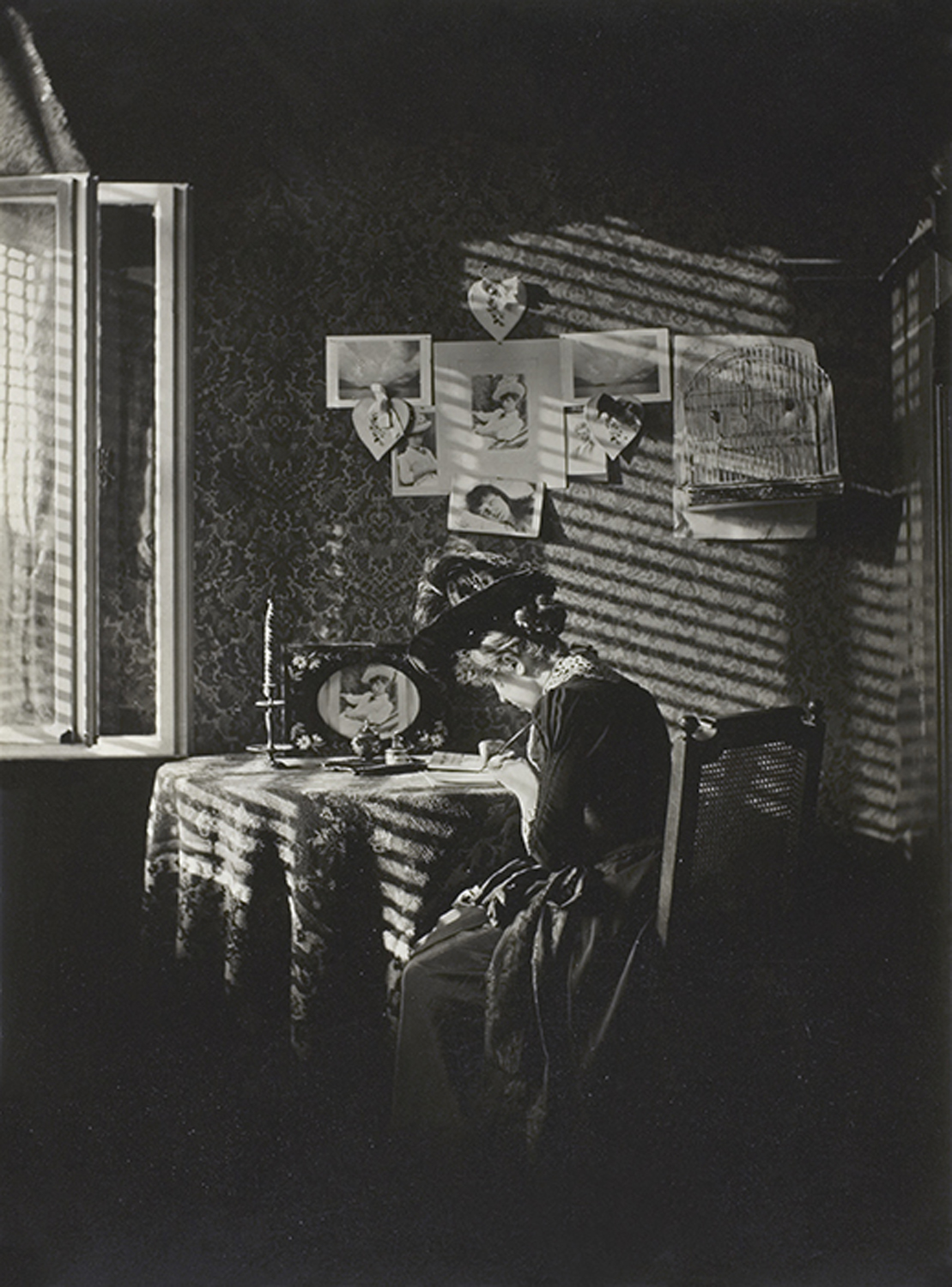 Sun Rays - Paula, Berlin, 1889