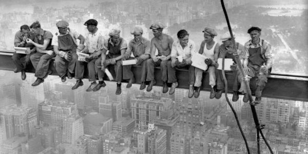New York Construction Workers Lunching On a Crossbeam, 1932
