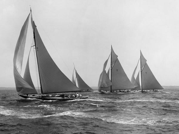 Sloops At Sail, 1915