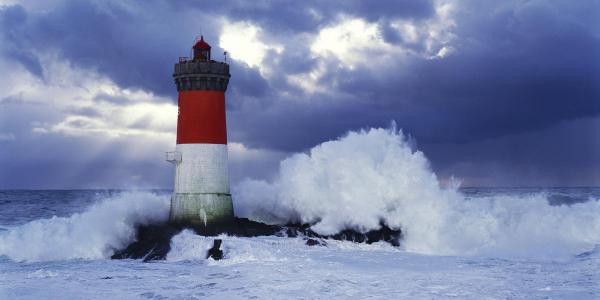 Phare des Pierres-noires Lors d'une Tempete