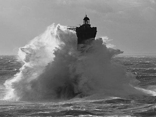 Phare du Four Lors d'une Tempete
