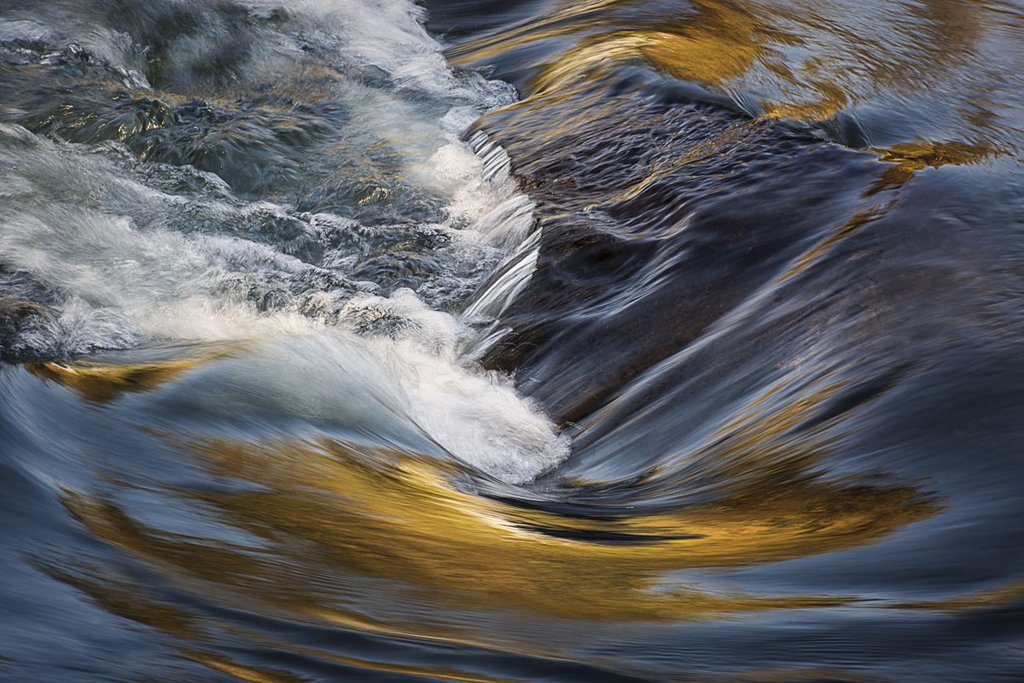 Deschutes Rapids in Bend