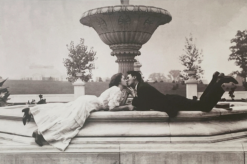 Meeting At the Fountain, 1908