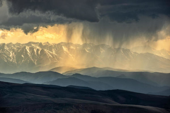 Rain In the Mountains
